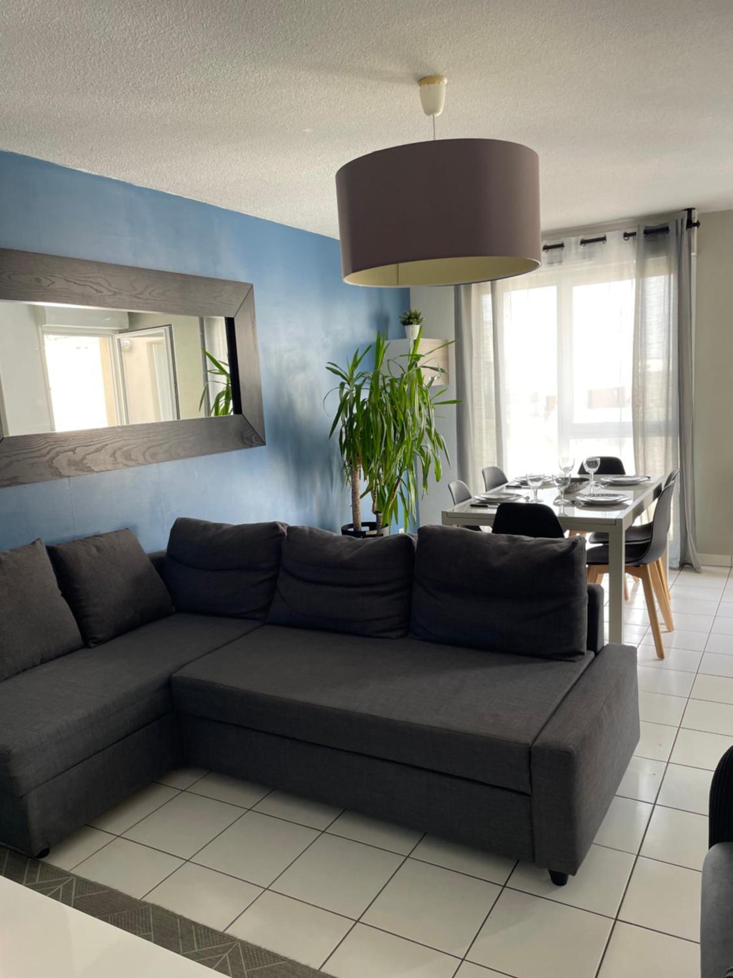 Gare Family Home Laval  Luaran gambar
